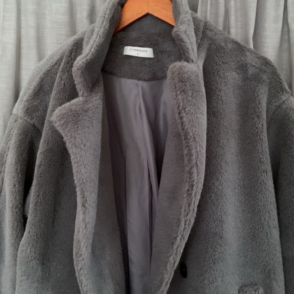 Magashoni Faux fur Coat - Picture 2 of 3